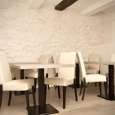 Hotel Boutique Castiglione Del Lago-3